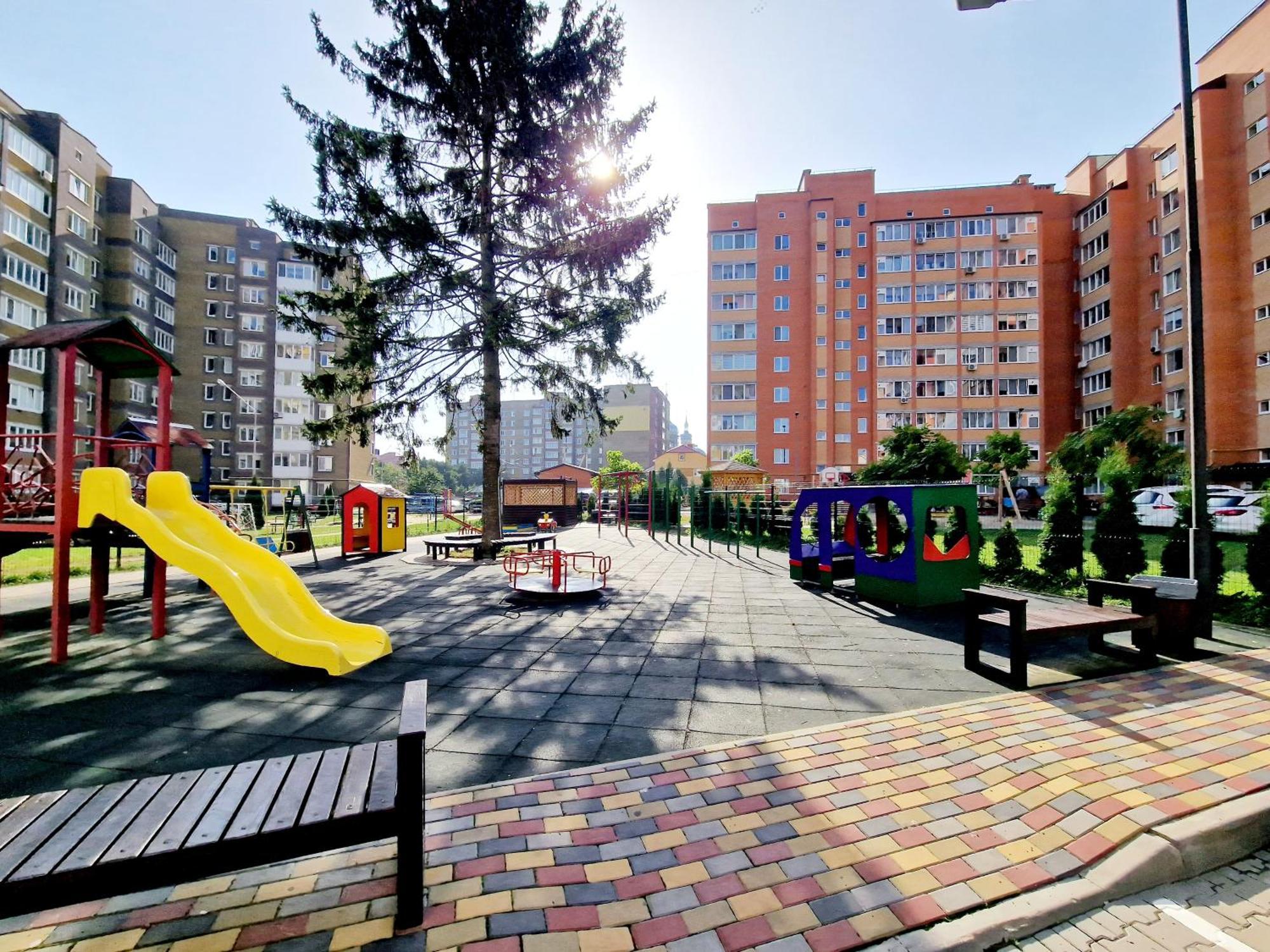 Apartament On Chornovola, 40 Жк "Варварівка" Loetsk Buitenkant foto